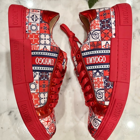 UMYOGO Men's Fashion Athletic shoes. - Picture 2 of 12